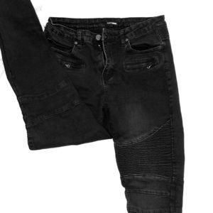 Black roughed Jeans by Fashion Nova